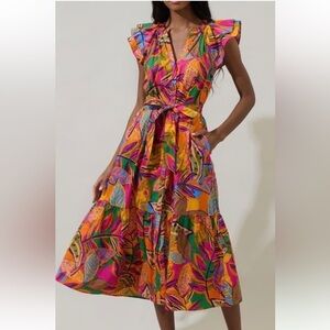 SUGARLIPS Women Milana
Dynamite Ruffle V Neck Tiered
Midi Dress Medium